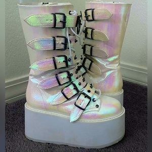 Demonia Damned-225: Size 8